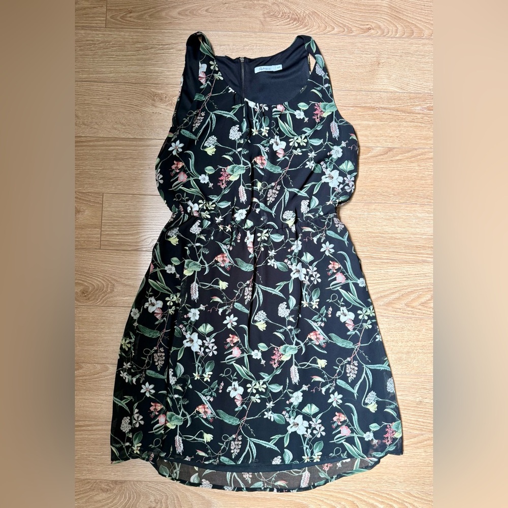 REITMANS Floral Sleeveless Dress - Picture 2 of 6